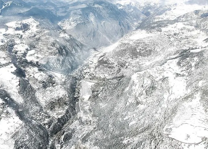 Daire Cervino Valley House Rododendro