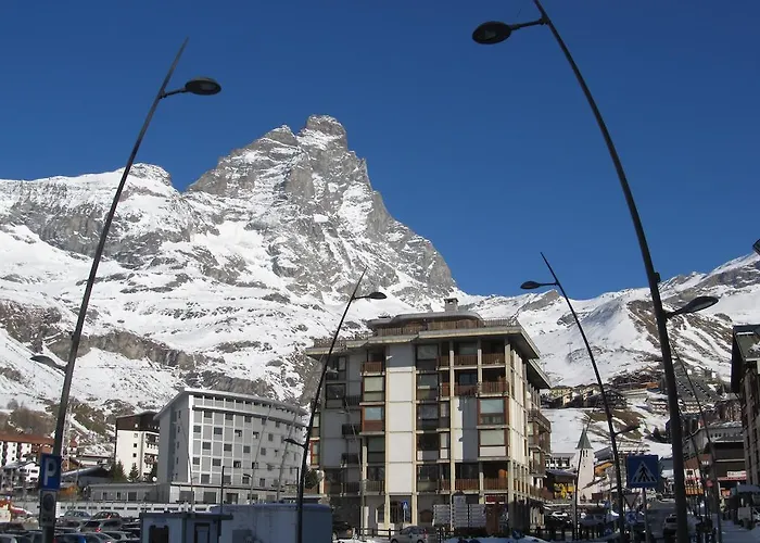 Cervino Valley House Rododendro